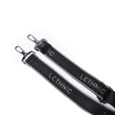 Túi đeo chéo dạng hộp Unisex - SOWER M